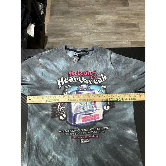 Broken Promises Y2K Skateboarding Graphic Tee Melodies for Heartbreak Size Med - Picture 4 of 10
